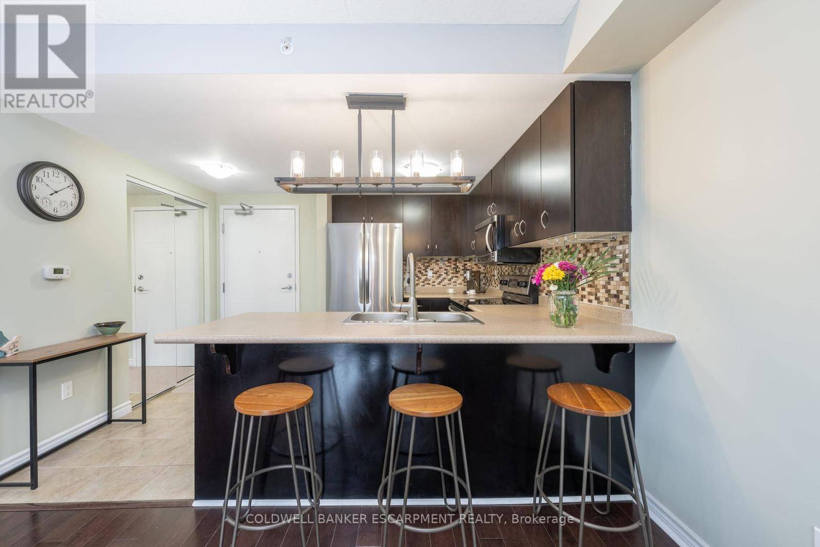 Guelph (pineridge/westminster Woods), ON N1L0E8,43 Goodwin DR #109