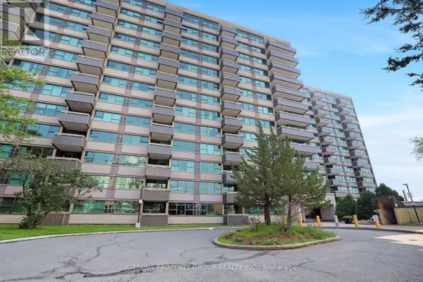 Ottawa, ON K1K4C5,555 Brittany DR #913