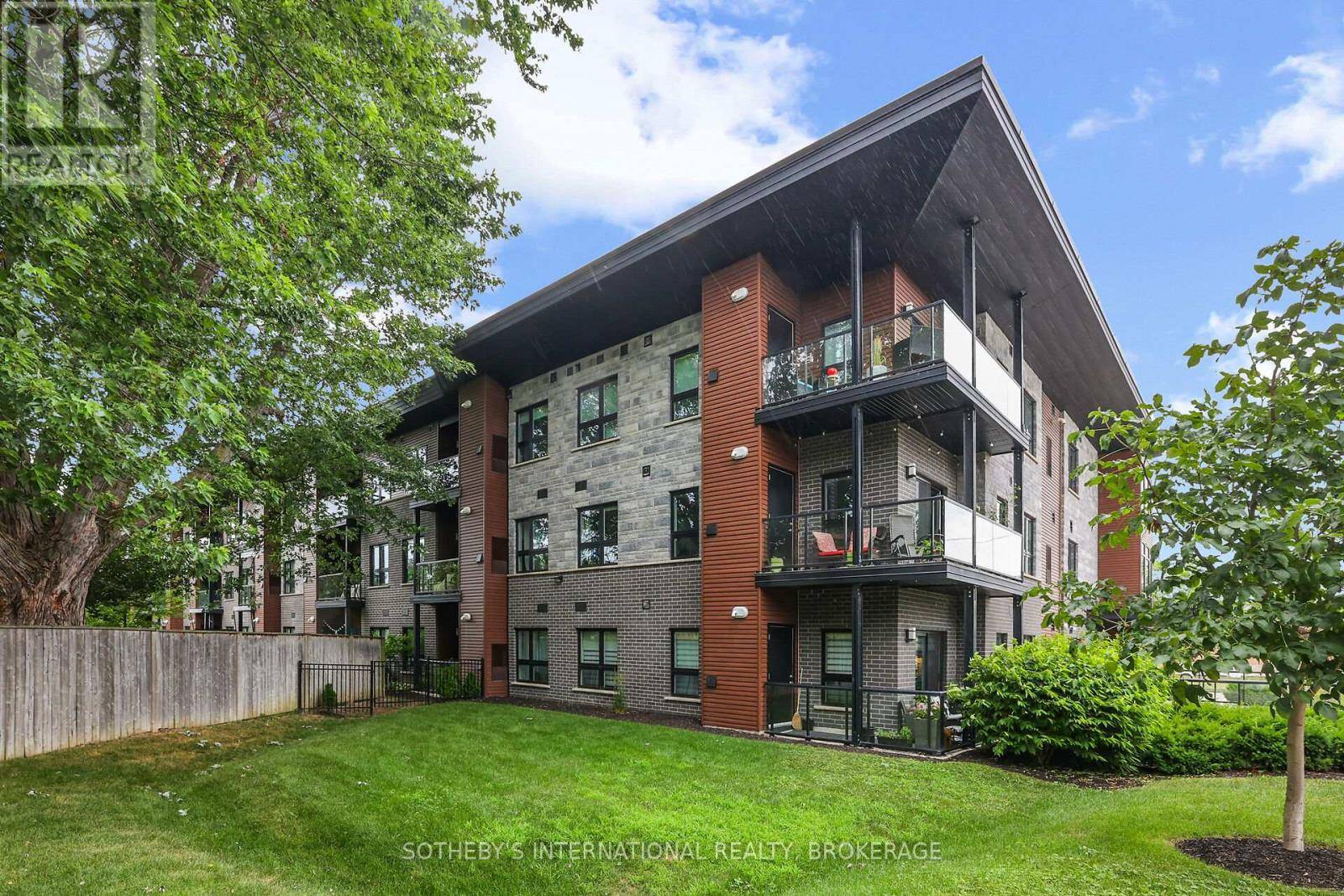212 Lakeport RD #201, St. Catharines (lakeport), ON L2N0B4