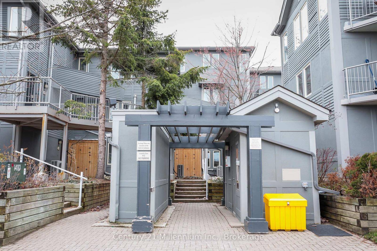107 Ann Heggtveit DR #112, Blue Mountains, ON L9Y0P7