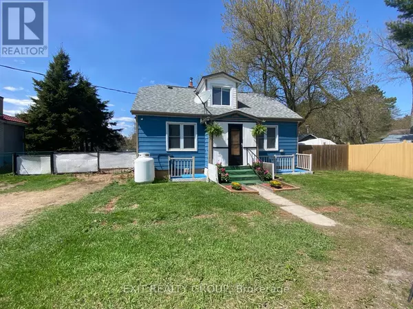 Addington Highlands (addington Highlands), ON K0H2G0,33 GLASTONBURY ROAD