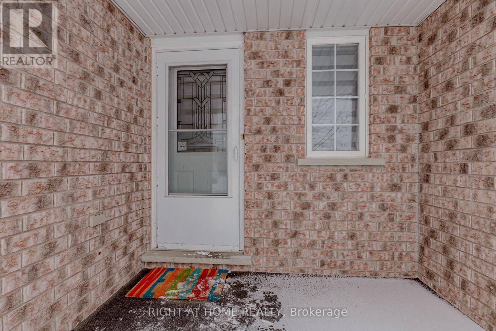 Cambridge, ON N1T1Z7,51 HAWKINS DRIVE