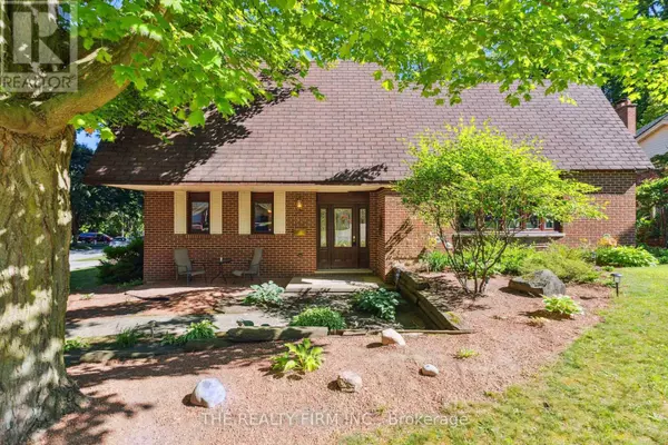 London South (south K), ON N6K3C4,98 HALIBURTON ROAD