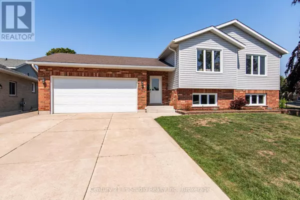 Kincardine, ON N2Z3B4,423 ST CLAIR COURT