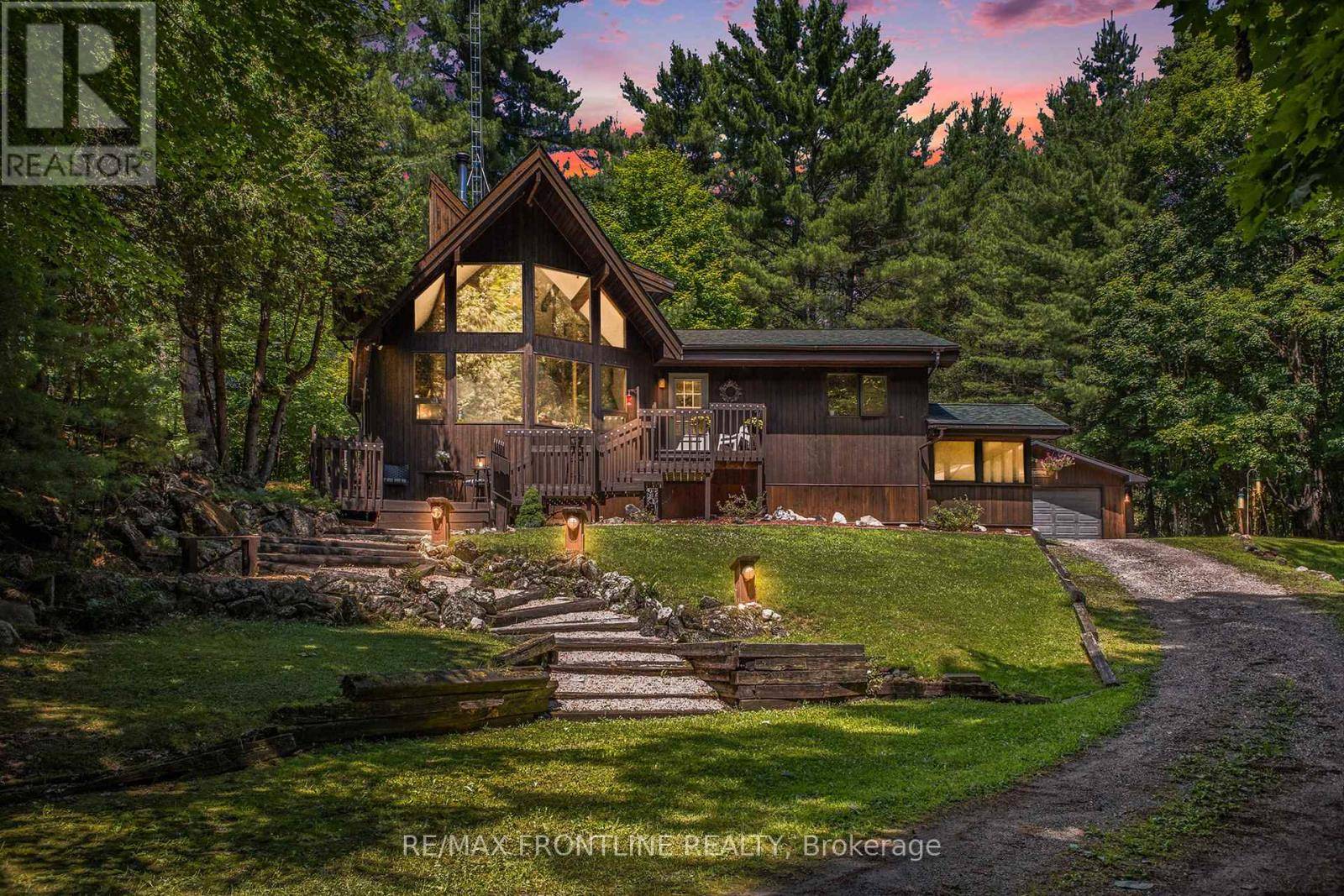 327 LAKEWOOD ROAD, Tay Valley, ON K7H0C7