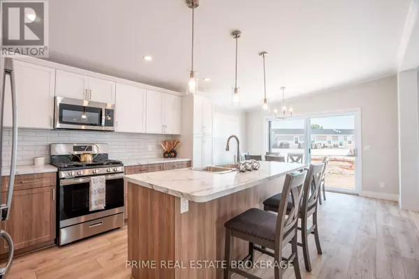 North Perth (elma), ON N4W3G8,215 Carolynn WAY #Lot 8