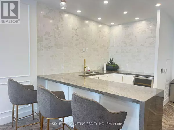 London North (north R), ON N6G0Z3,480 Callaway RD #302