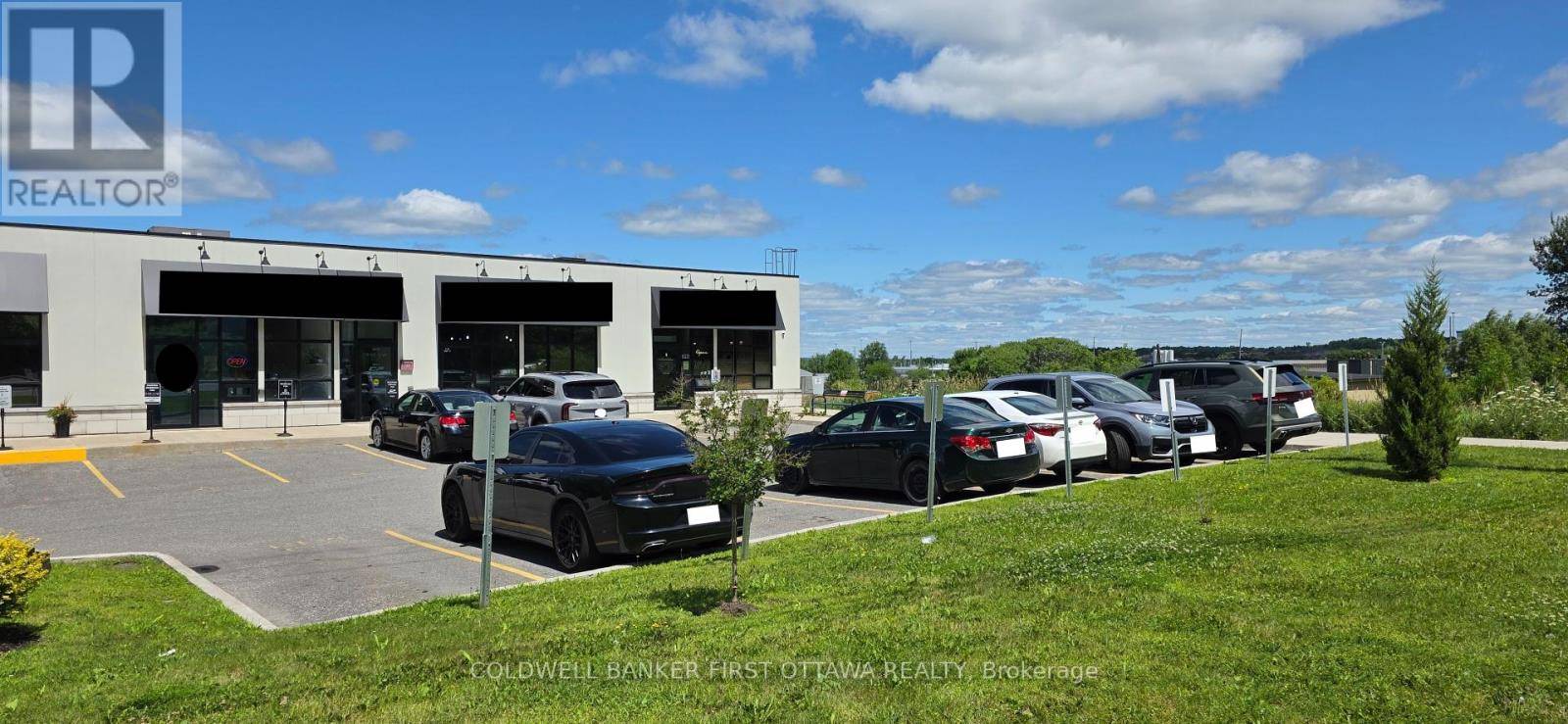 Ottawa, ON K1C1T1,3735 St Joseph BLVD North #4