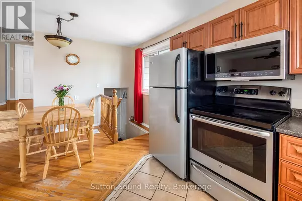 Owen Sound, ON N4K3C5,2041 8TH AVENUE E