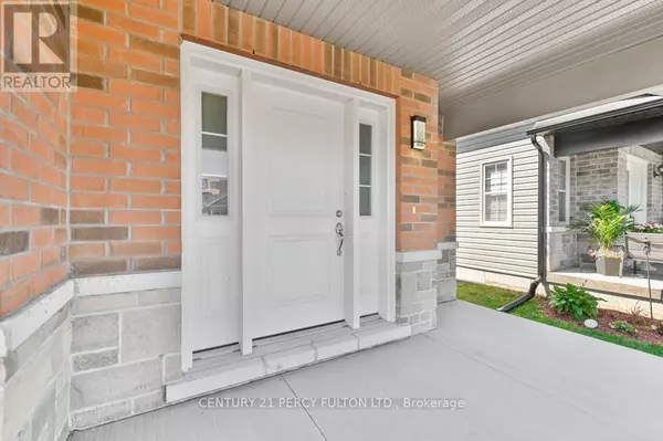 Brighton, ON K0K1H0,8 BRAEBURN STREET