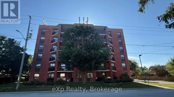 Hanover, ON N4N2S4,536 11th AVE East #105