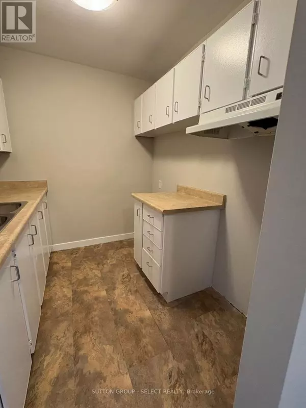 London East (east G), ON N5Y3E9,583 Mornington AVE #1103