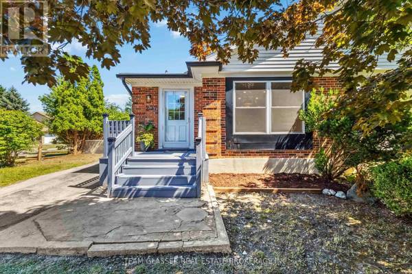 237 BANBURY ROAD, London South (south T), ON N5Z4M1