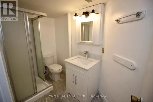 St. Catharines (oakdale), ON L2P2V8,226 WESTCHESTER AVE #Basement