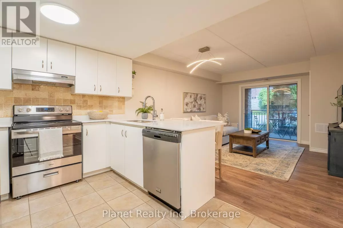 Guelph (pineridge/westminster Woods), ON N1L0E5,39 Goodwin DR #110