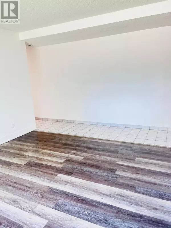 Sarnia, ON N7T3V5,121 Walnut AVE South #Unit #2