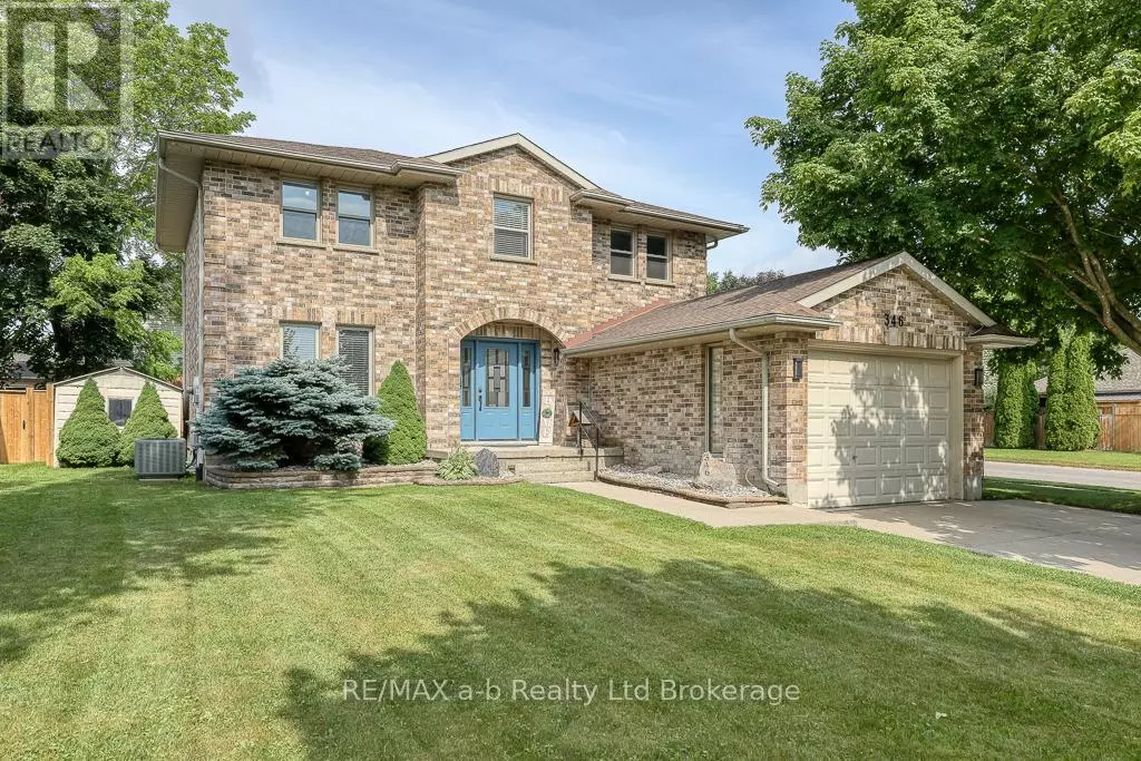 Strathroy-caradoc (ne), ON N7G4B7,346 RIVERVIEW DRIVE