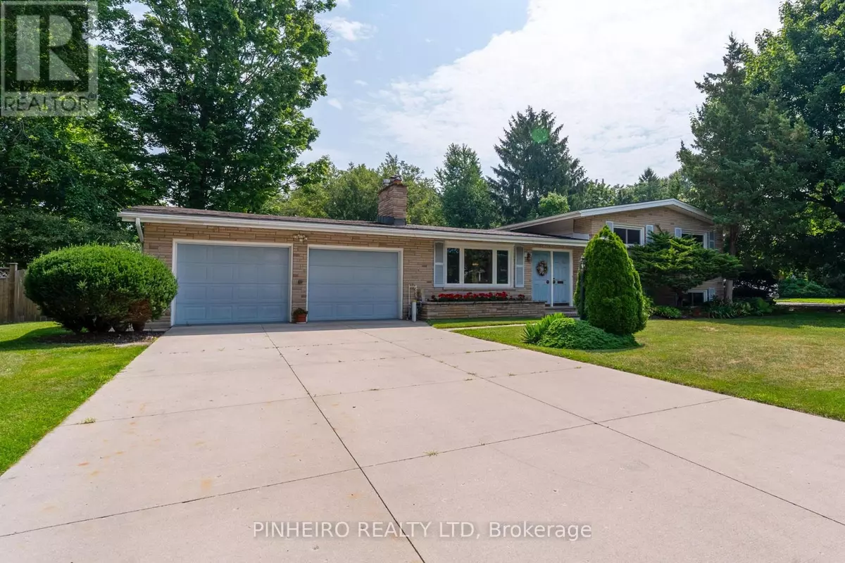 London South (south V), ON N6P1C7,14 OUTER DRIVE