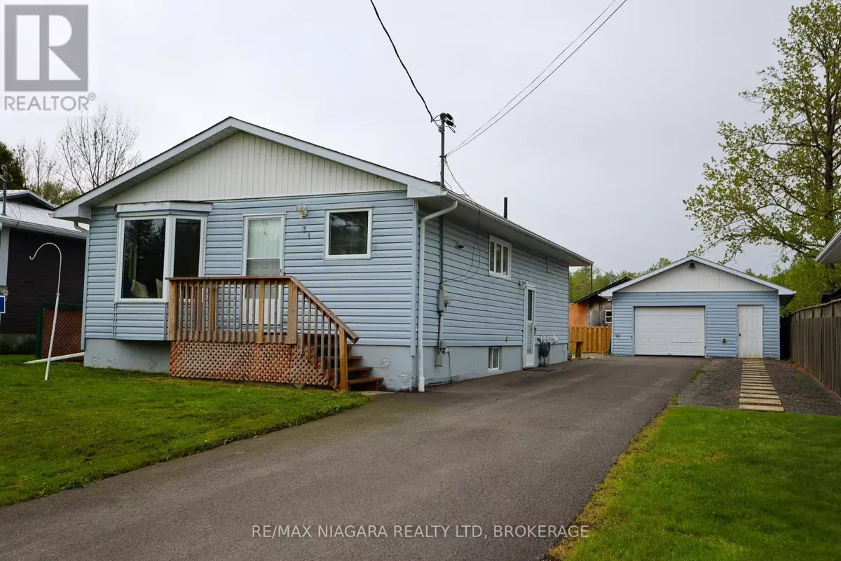Temagami, ON P0H2H0,31 SPRUCE DRIVE