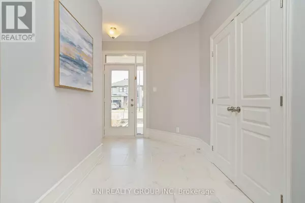 Ottawa, ON K1X0A7,172 CAMBIE ROAD