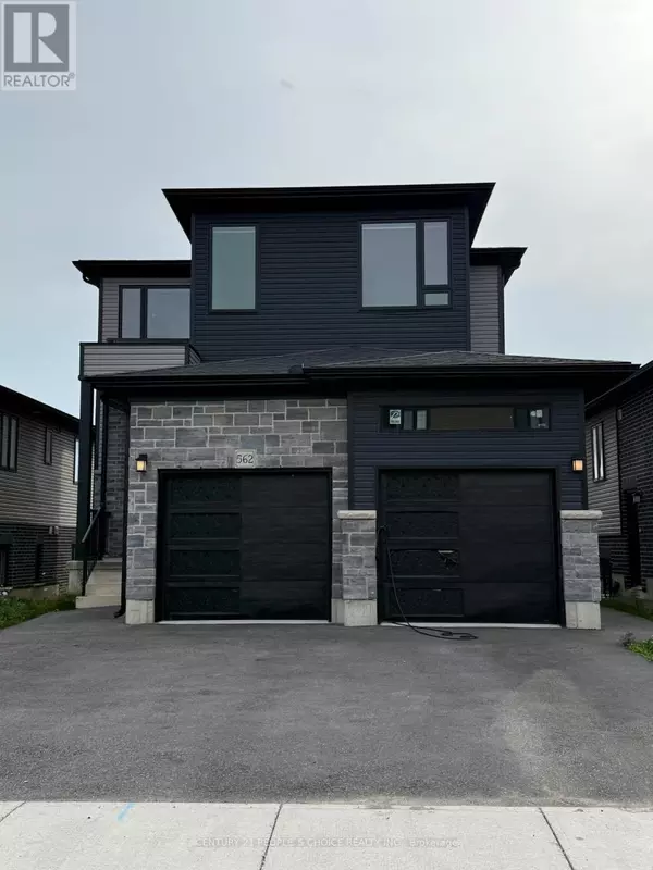 Woodstock (woodstock - North), ON N4T0M1,562 Fairway RD #Upper