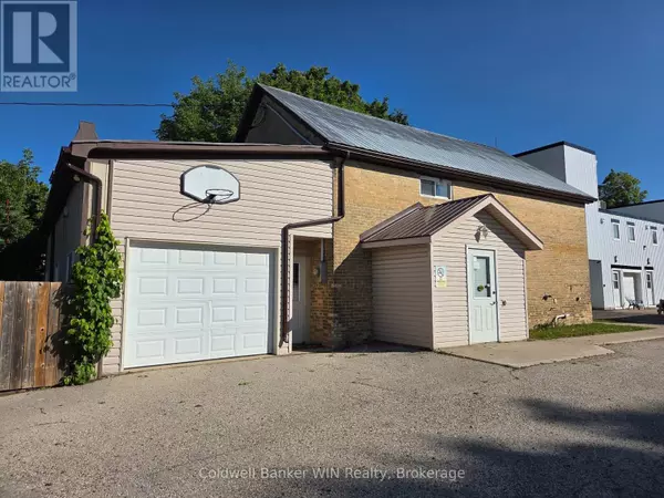 Wellington North (mount Forest), ON N0G2L2,125 FERGUS STREET S