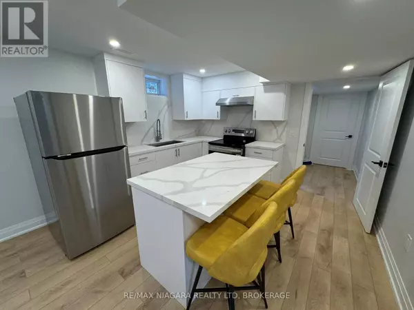 Niagara Falls (ascot), ON L2H3T9,7872 Seabiscuit DR #Lower