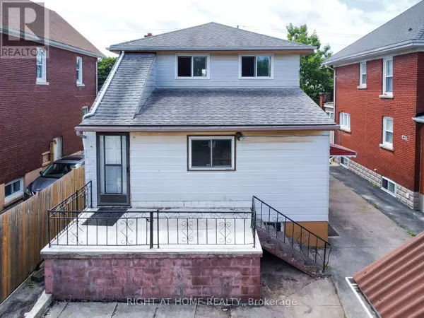 Niagara Falls (clifton Hill), ON L2G1A9,5023 KITCHENER STREET