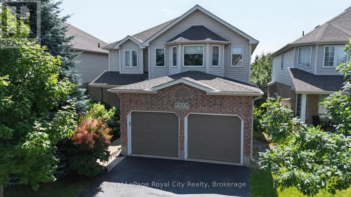 Guelph (pineridge/westminster Woods), ON N1L1R2,67 GREY OAK DRIVE