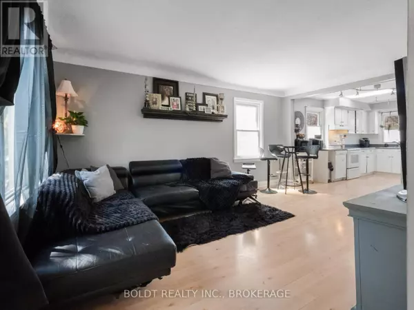 St. Catharines (vine/linwell), ON L2N1K1,11 EDWARD AVENUE