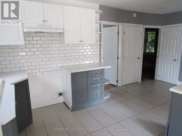 Cornwall, ON K6H2J7,513 FOURTH STREET E