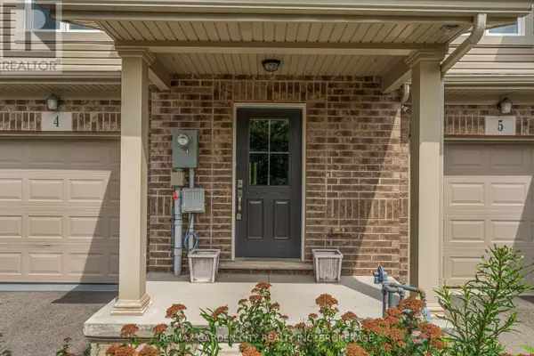 Fort Erie (ridgeway), ON L0S1N0,340 Prospect Point RD North #4