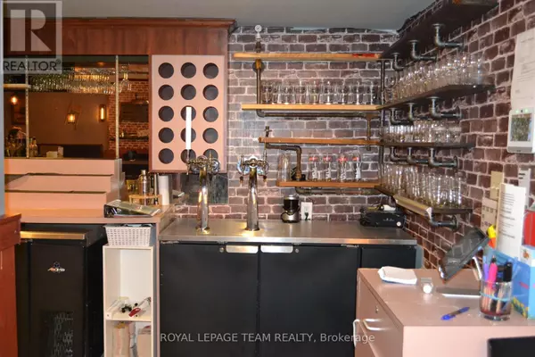 Arnprior, ON K7S2N5,129 JOHN STREET N