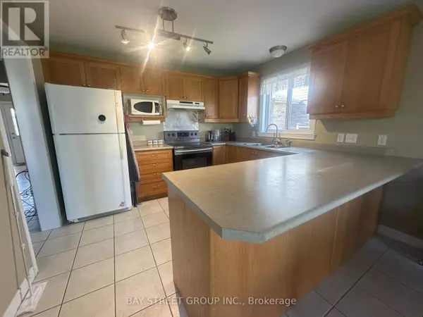 London North (north C), ON N5X4M2,1064 FOGERTY STREET E