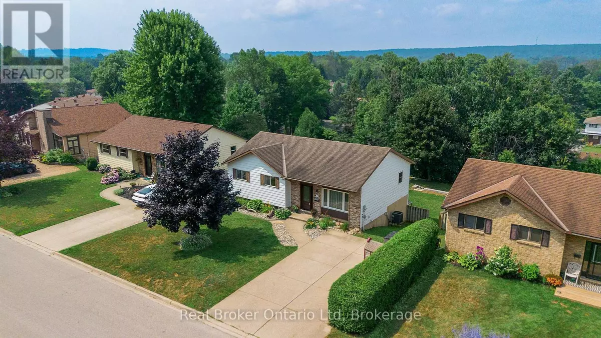 Owen Sound, ON N4K3A2,320 8TH 'A' AVENUE E