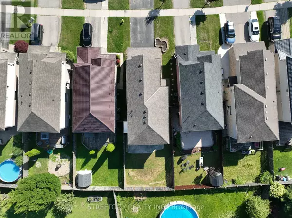 London South (south U), ON L6M1L1,3053 MEADOWGATE BOULEVARD