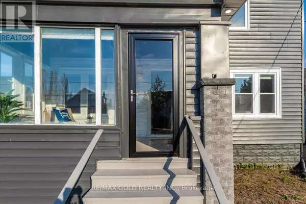 Hamilton (stoney Creek), ON L8G1R9,3 WARDROPE AVENUE