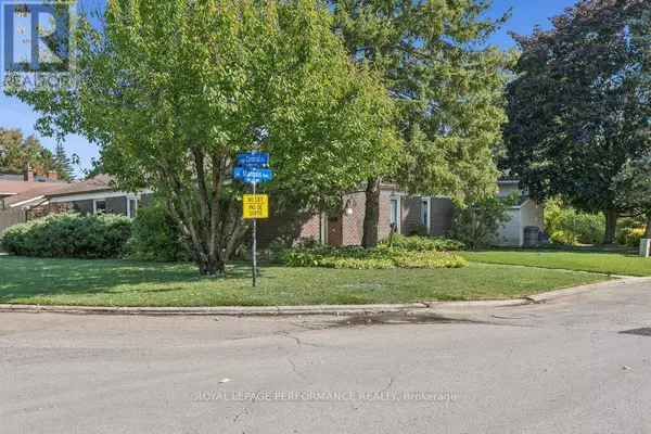 Ottawa, ON K1J8J2,1932 MARQUIS AVENUE