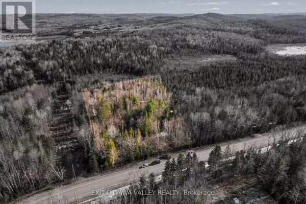 Madawaska Valley, ON K0J1B0,00 SIBERIA ROAD