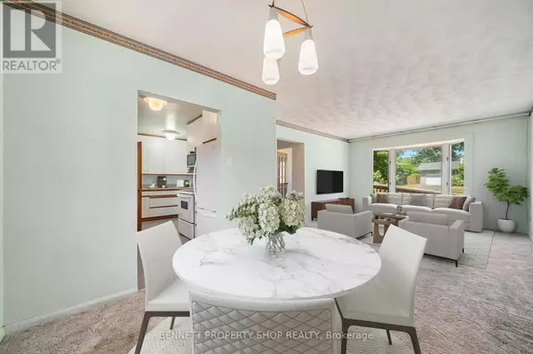 Ottawa, ON K2L1H2,118 ABBEYHILL DRIVE