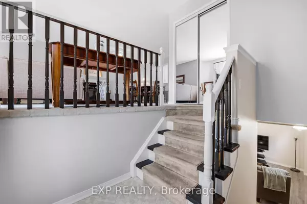 Cobourg, ON K9A5P8,229 CARROLL CRESCENT