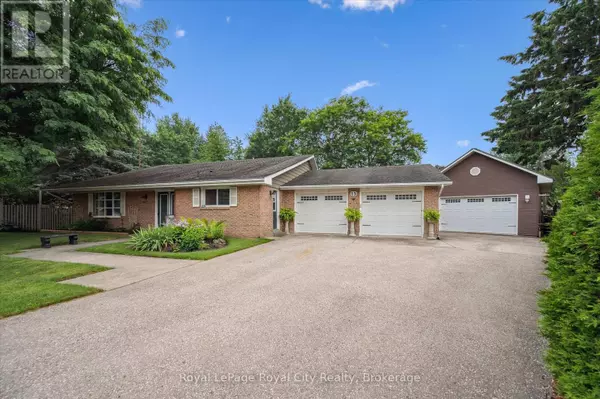 15 WELLINGTON DRIVE, Centre Wellington (elora/salem), ON N0B1J0