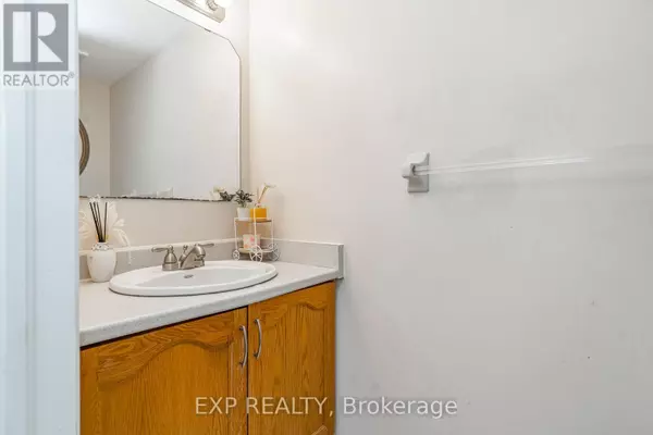 Ottawa, ON K4A3K2,2103 GARDENWAY DRIVE