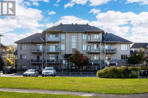 45 TAYSIDE DR #A, Ottawa, ON K2J2T3