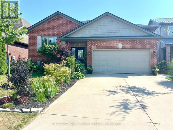 15 HAMILTON STREET, North Middlesex (ailsa Craig), ON N0M1A0