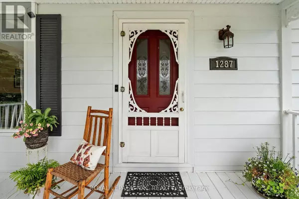 St. Catharines (rural Port), ON L2R6P9,1287 THIRD STREET