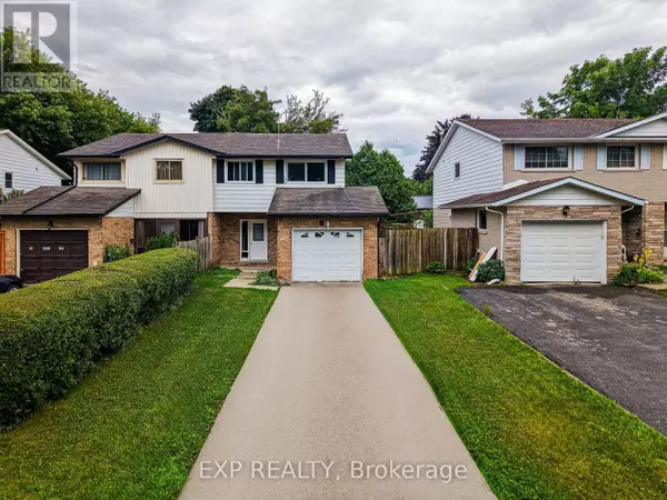 8 WOODS END, Brantford, ON N3R6M8