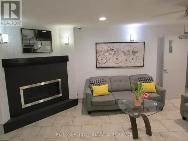 St. Catharines (fairview), ON L2N5T3,198 Scott ST South #215