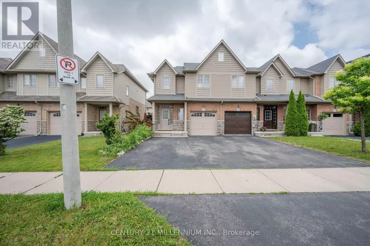 Hamilton (stoney Creek Mountain), ON L8J0C1,43 BANKFIELD CRESCENT