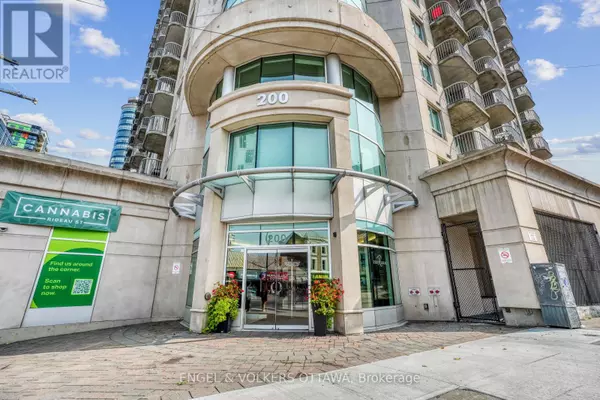 Ottawa, ON K1N5Y1,200 Rideau ST #1710